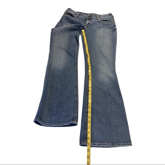 Silver Women’s Suki Medium Wash Bootcut Jeans - Picture 8 of 8